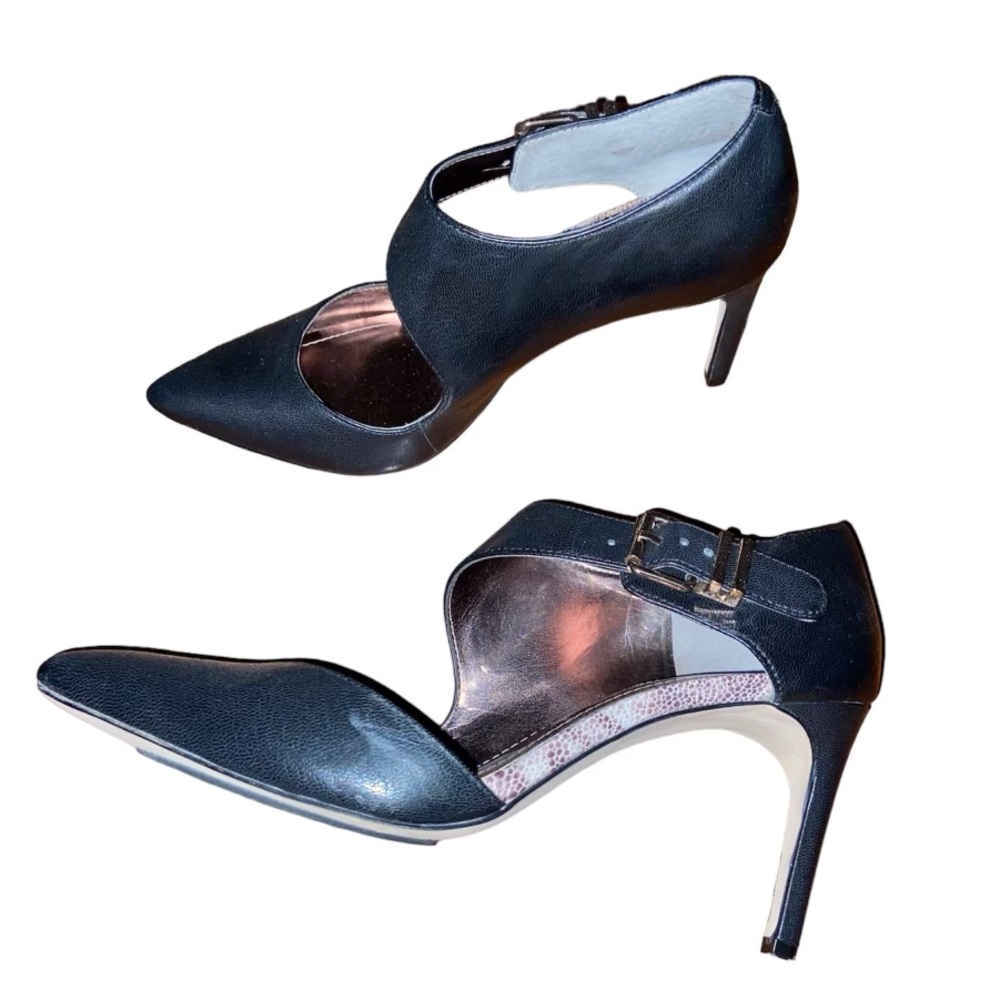 BCBGENERATION HEELS